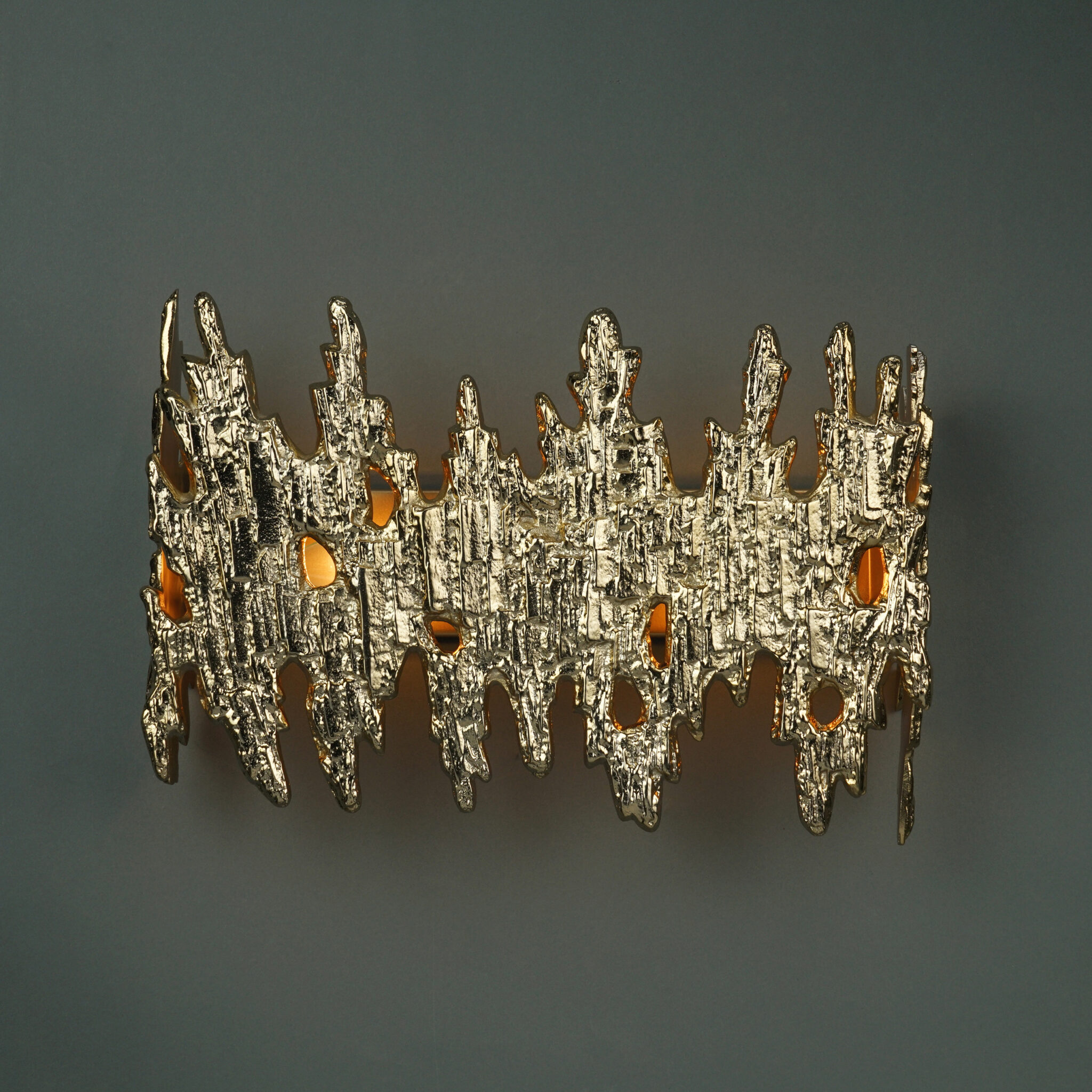 Molten lighting detail view
